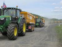 8 trattori 5250R John Deere per l'European Drivers' Championship