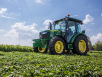 Trattori 5E John Deere: maggiore comfort e nuovo design