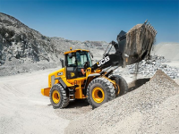 È in arrivo la nuova pala gommata JCB 455ZX