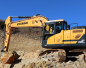 L’escavatore Hyundai HX220NL per i lavori di estrazione nella cava di Troina