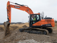 DX225LC-5: nuovo escavatore Doosan da 21 t