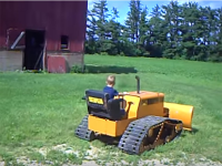 VIDEO: mini dozer per mini operatore