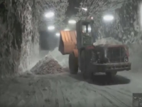 VIDEO: Petralia, nel cuore della terra con una pala radiocomandata
