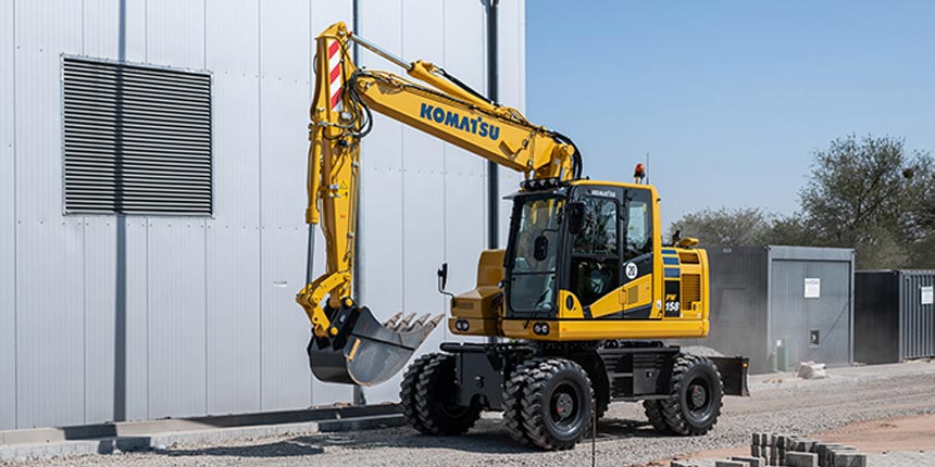 Komatsu PW158-11 Komatsu PW158-11