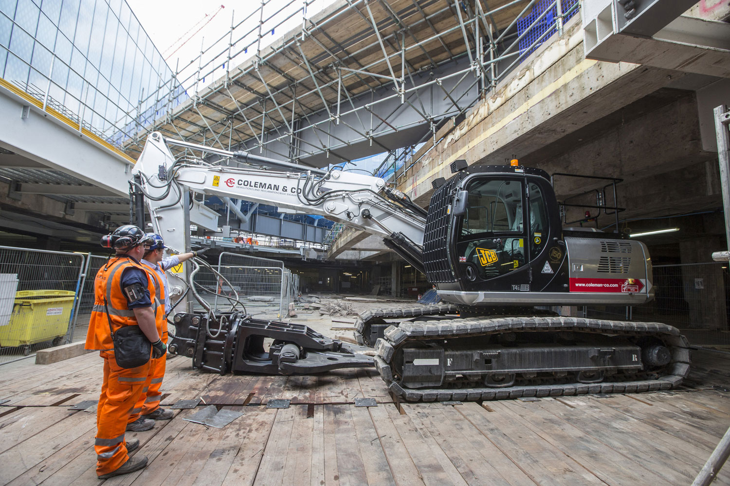 JCB-P05
