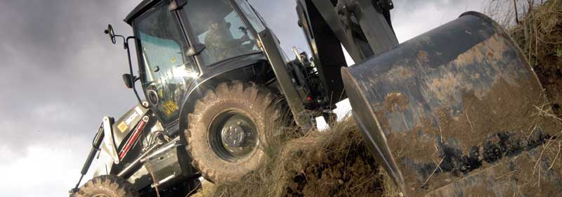 terna jcb uso militare