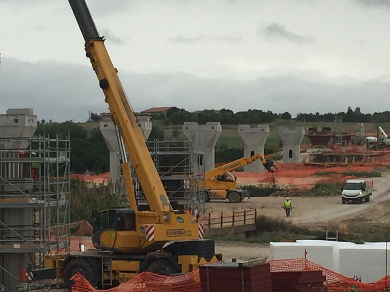 cantiere edilizia