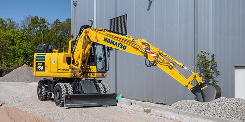 Komatsu PW158-11 Komatsu PW158-11
