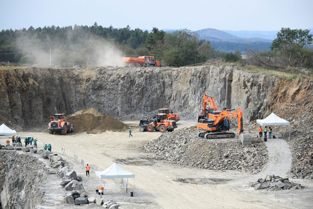 doosan-quarry-days doosan-quarry-days