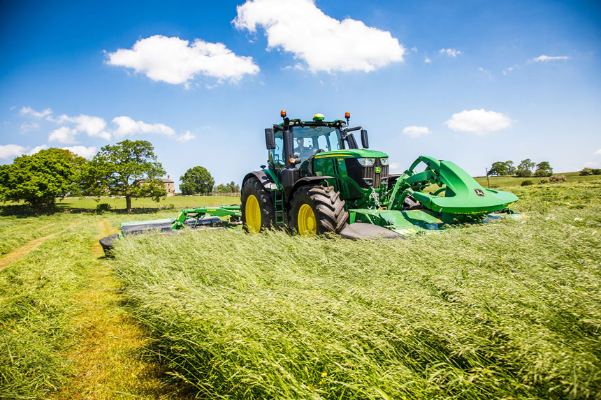 Deere dichiara profitti per 1,135 miliardi di dollari per il secondo trimestre 2019