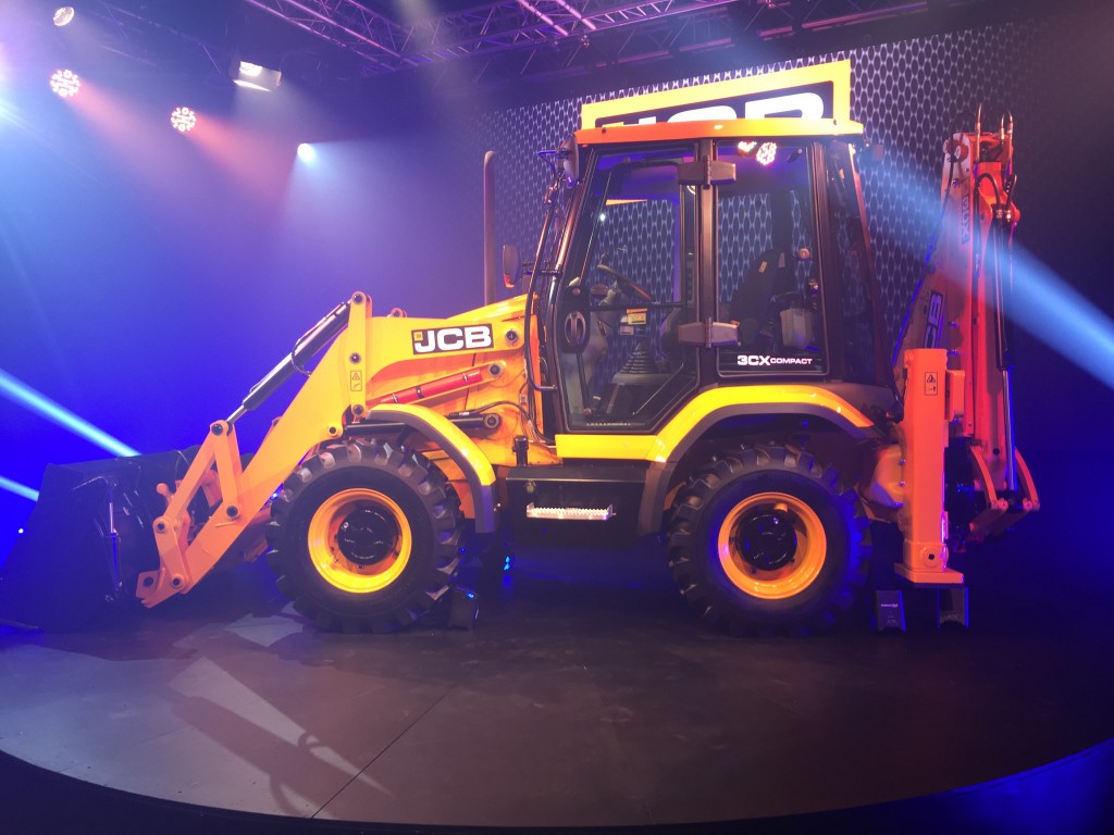 JCB Presenta La Versione Compatta Della Terna 3CX MMT News jcb-presenta-la-versione-compatta-della-terna-3cx-mmt-news
