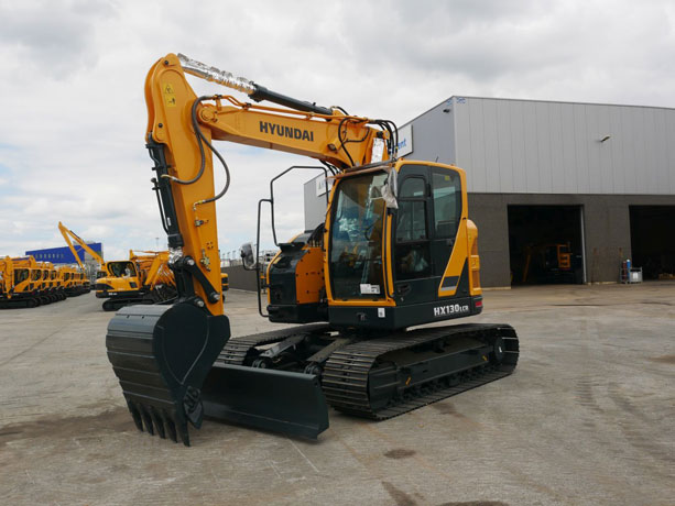 Hyundai HX130LCR 