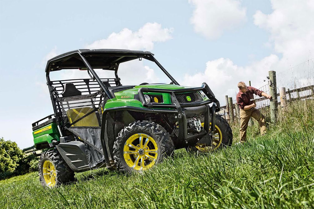 xuv590i-john-deere-gator