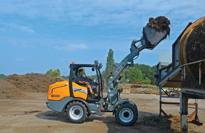 Pala Giant G5000 a lavoro