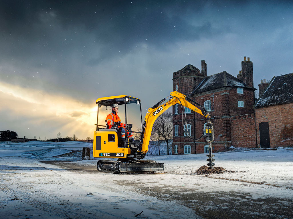 JCB-19C-1-E-TEC 1