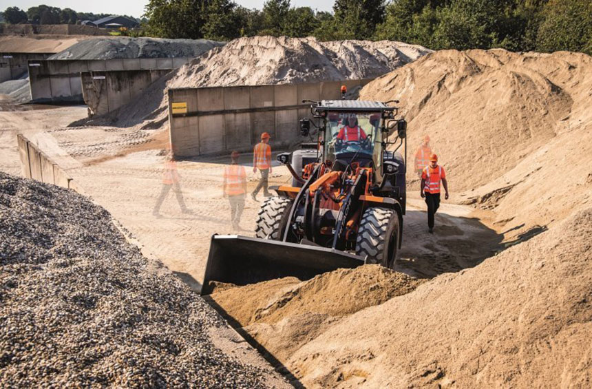 Pala gommata ZW 7 Hitachi Pala gommata ZW 7 Hitachi