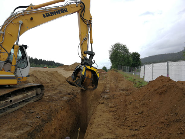 MB-S14-Liebherr-piping-soil